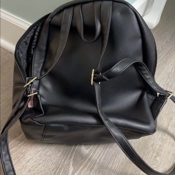 Cute unicorn guess bag. Brand bew - Picture 2 of 3